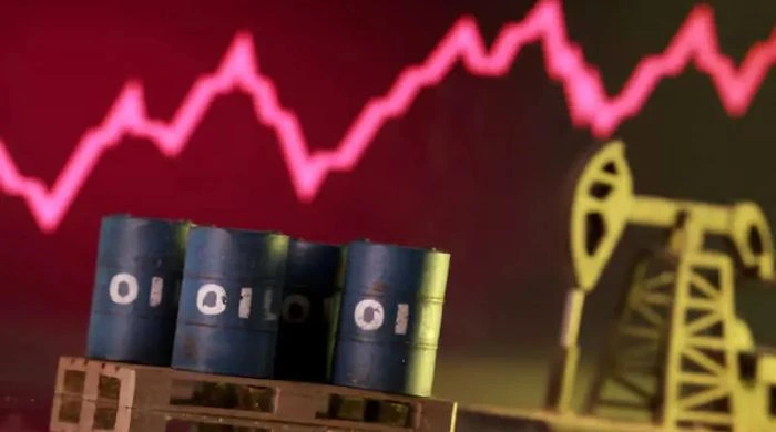 Oil Prices Soar Over 25% as Iran War Disrupts Global Markets