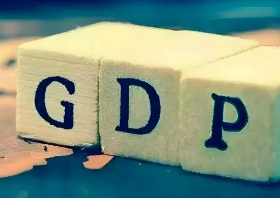 Pakistan’s Economy Expands 3.9% in Q2, Led by Industry and Services