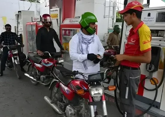 Govt Raises Petrol to Rs458, Diesel to Rs520 in Major Price Shock